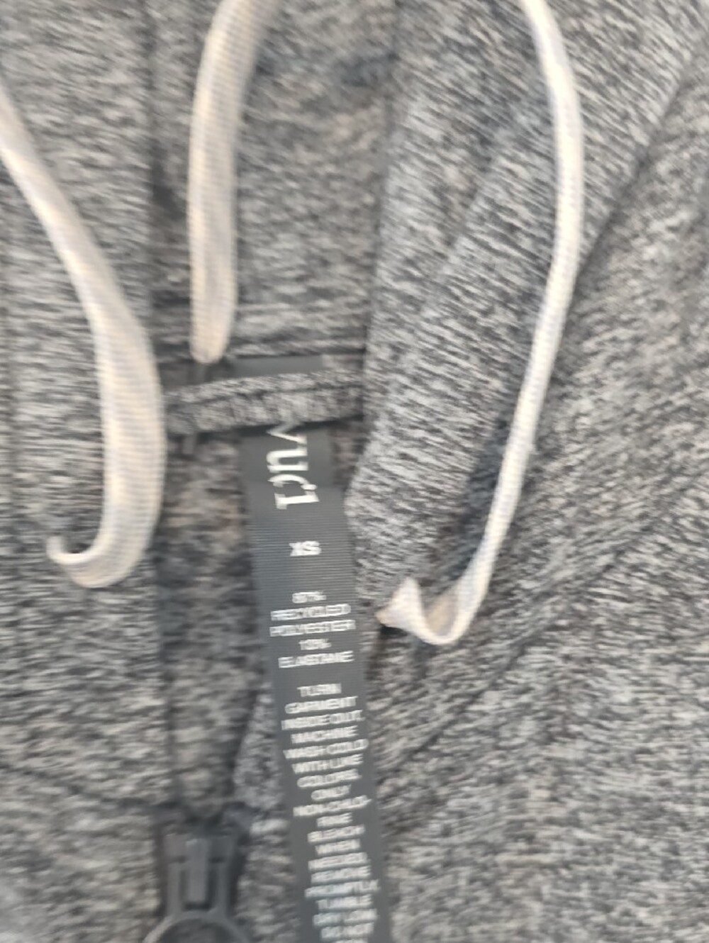 Vuori Womens Heather Gray Joggers & Hooded Pullover Set - Picture 3 of 4